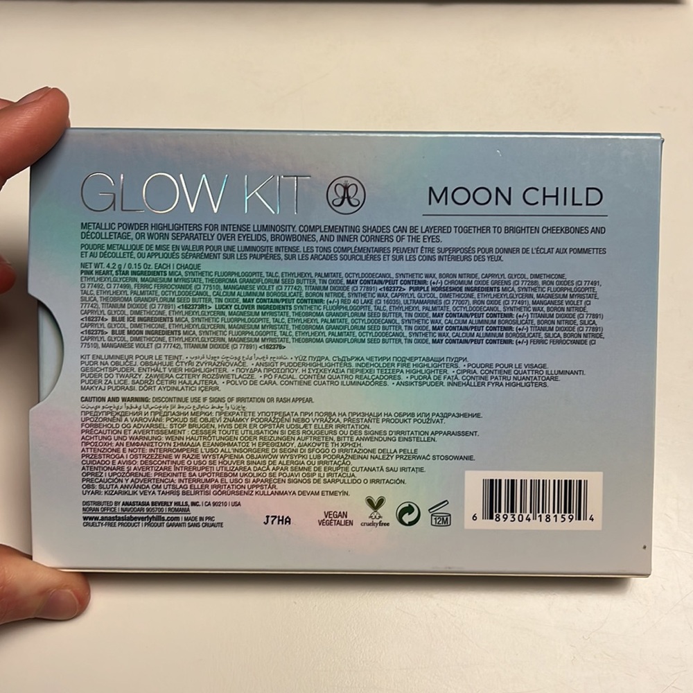 Anastasia Beverly Hills Moon Child Glow Kit - Picture 3 of 5